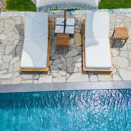 Lada Slav Exclusive Hotel