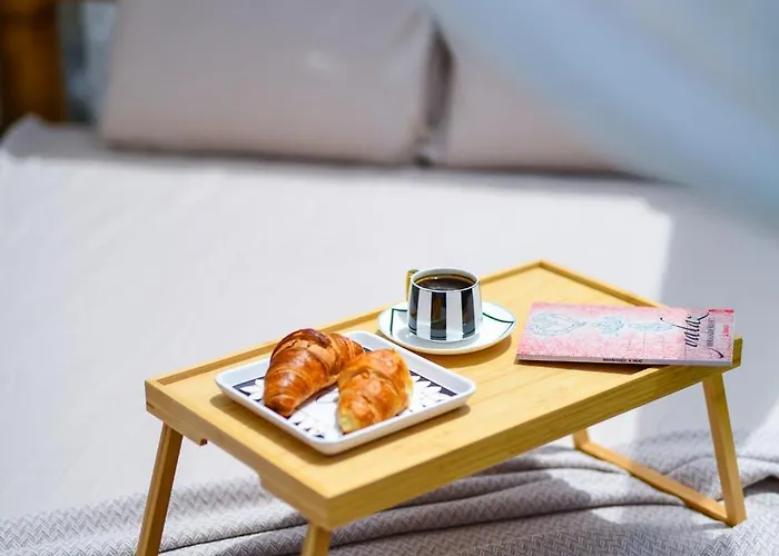 Lada Slav Exclusive Faralya