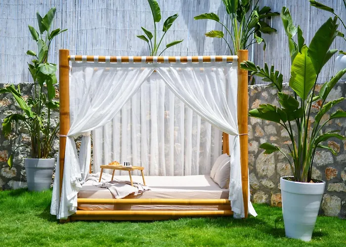 Lada Slav Exclusive Faralya