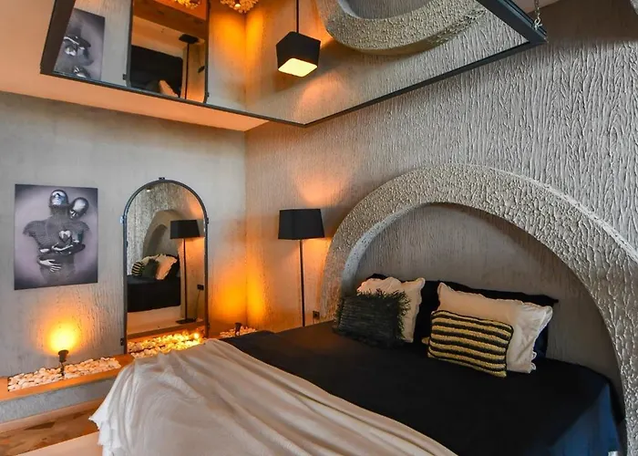 Lada Slav Exclusive Otel *