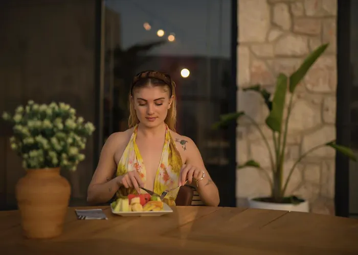 Lada Slav Exclusive Otel Faralya